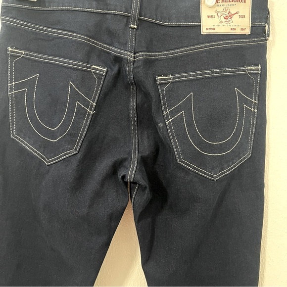 True Religion Jeans Mens Rocco Relaxed Skinny Dark Rinse Size W33 X L32 NWT - Picture 6 of 9